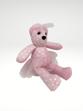 Sorprende a tu persona favorita con esta hermosa Osita Ballerina artesanal hecha a mano en una bella tela rosa pastel con estampado de corazones y vestida con un coqueto moño y tutú hechos de tul! Es ideal para consentir a tu novia, hija, sobrina o para regalar a tus amigos que acaban de ser papás de una hermosa bebé!, Tamaño: 25 cm de alto