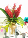 Buscas un diseño floral específico alineado al tema de tu evento?  Necesitas un tipo de flor, color o tamaño en particular? Ya sea que requieras la ambientación completa de tu evento o solo 1 arreglo floral, lo haremos para ti!    Contáctanos y nuestros planners de eventos te harán las mejores recomendaciones para transformar tu evento Entregas express, diseños originales y personalizados Presupuestos GRATIS!